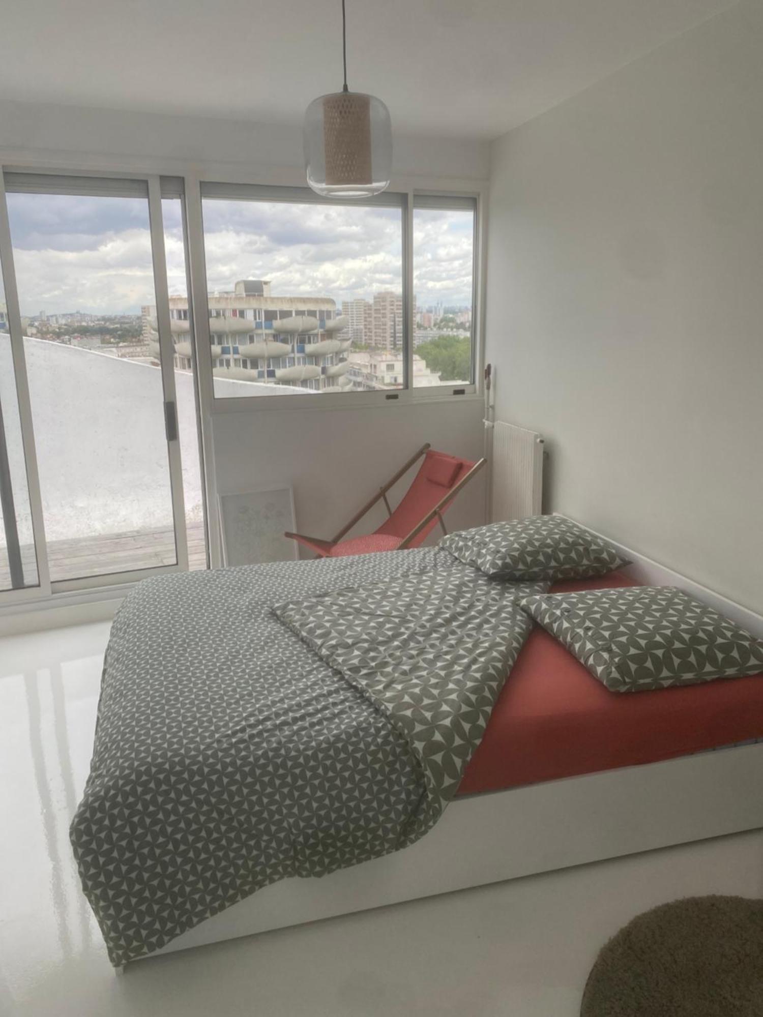 14Eme Et Der Etage "Arty" Avec 2 Chambres Et Vue Panoramique ! Créteil Esterno foto